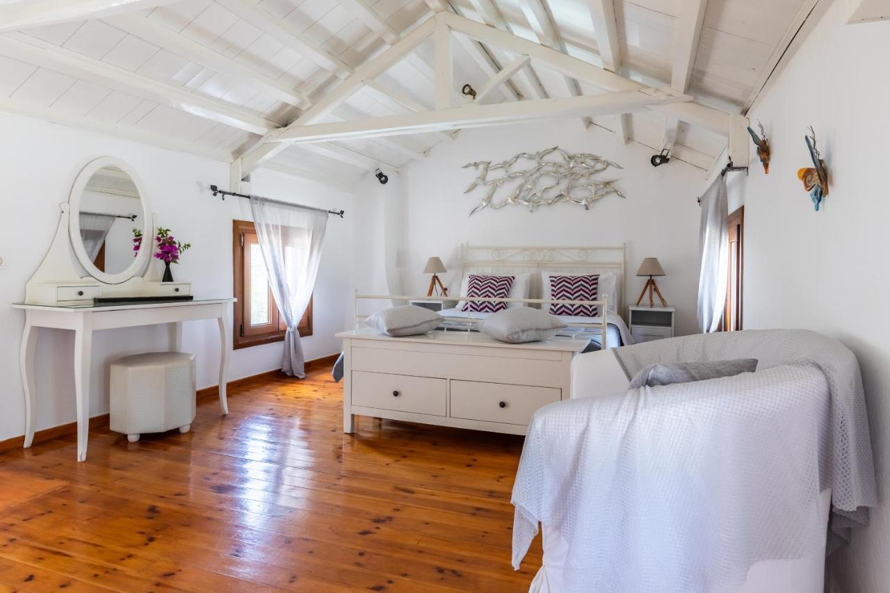 Villa Fotini Kalivi In Raches Panormos  Luaran gambar